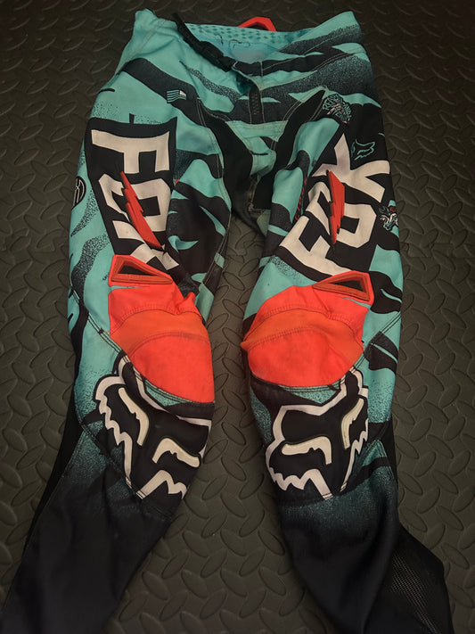 Fox pants Y28”