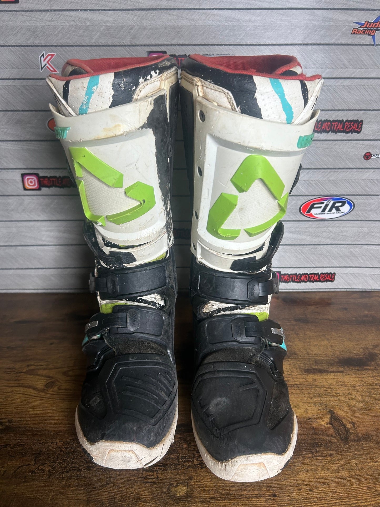 Leatt 5.5 Flexlock UK8