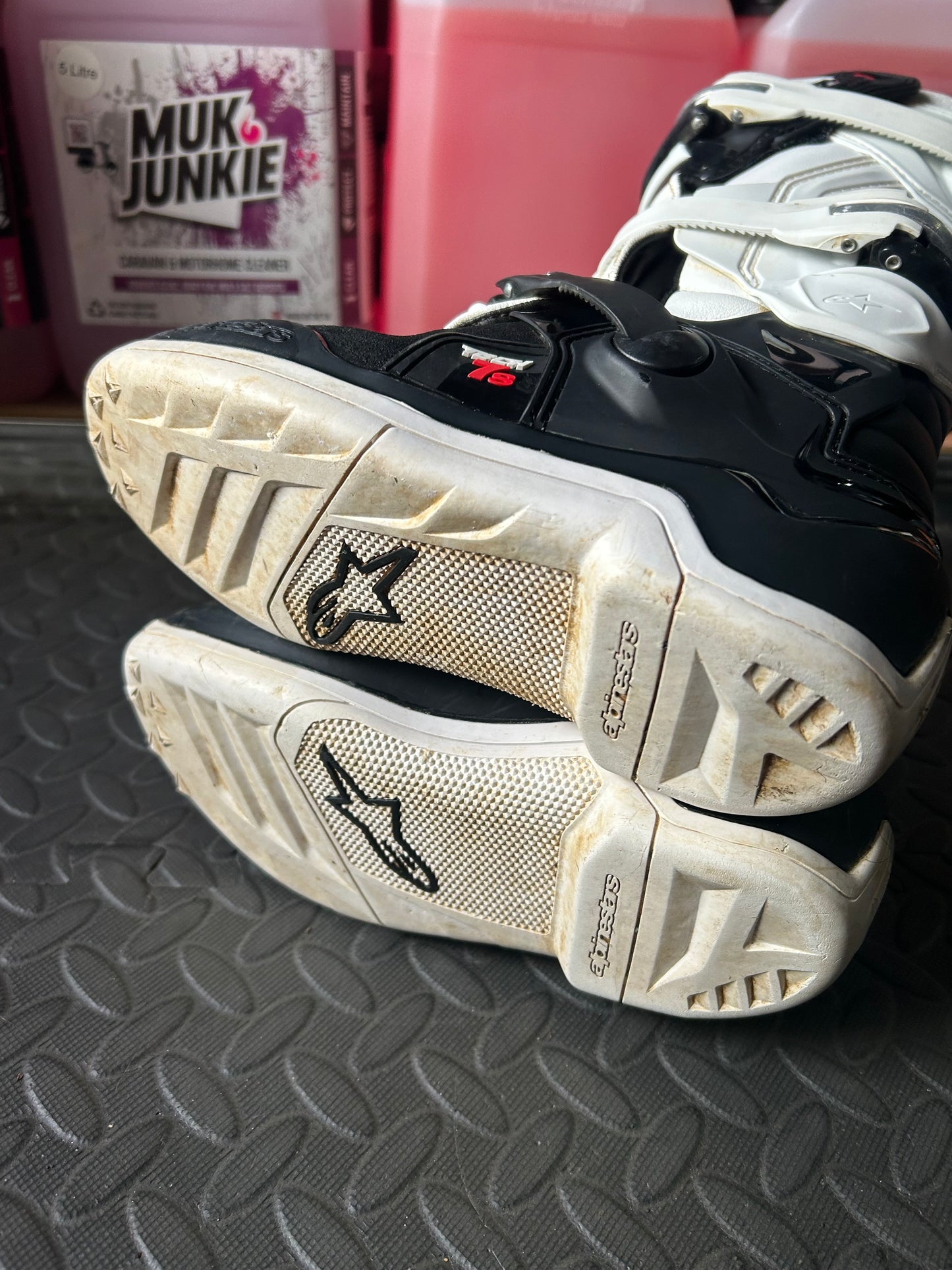 alpinestars tech 7 uk2