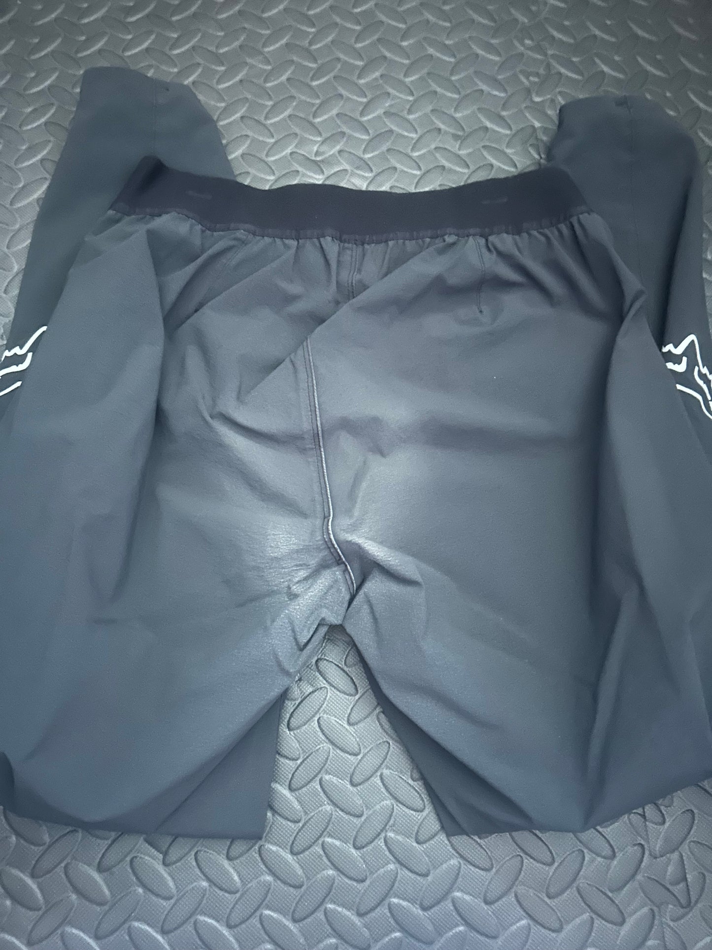 Fox pants 32”