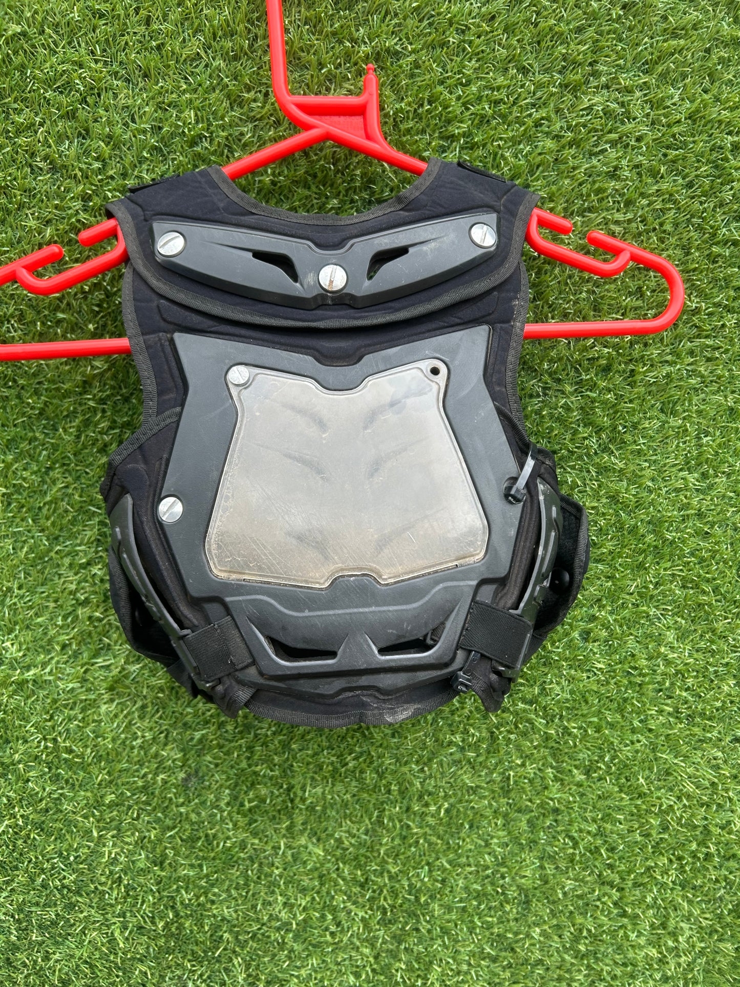 Polisport Phantom mini chest protector