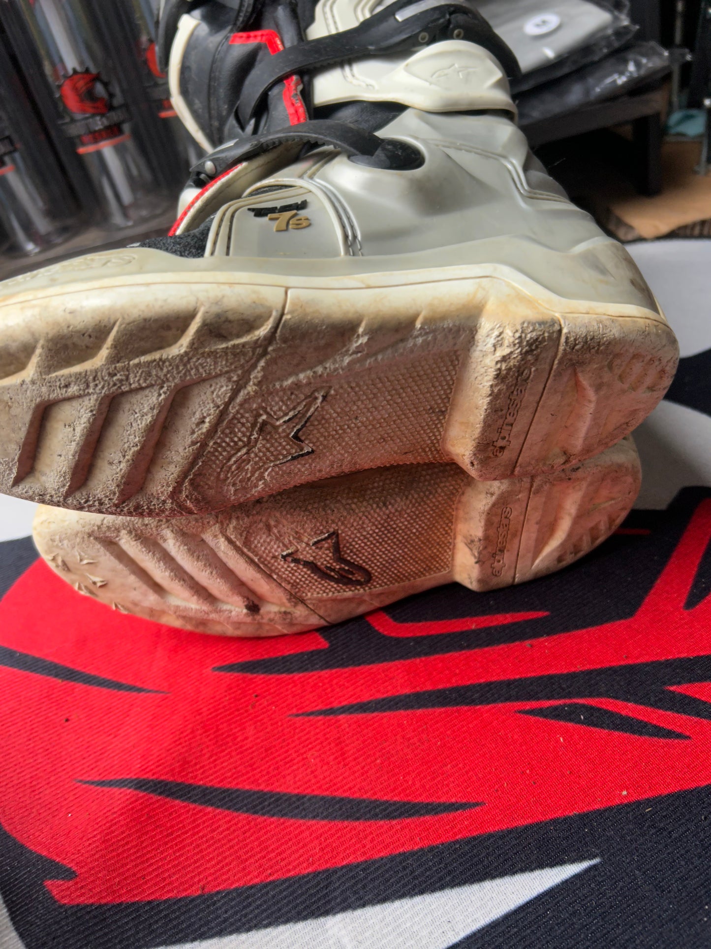 Alpinestars tech 7 uk4 boots
