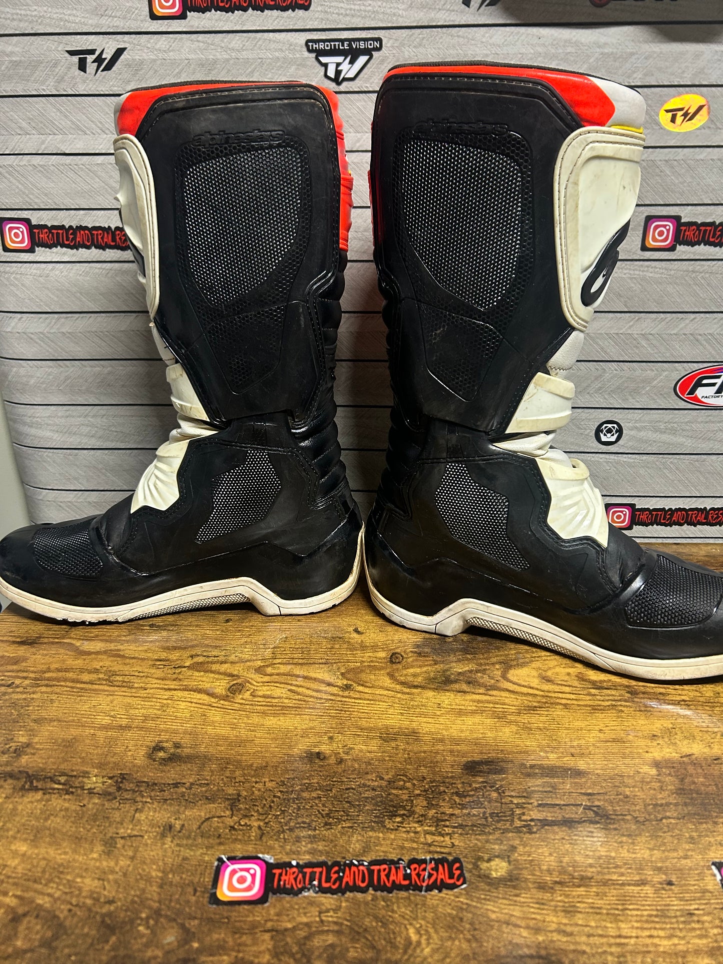 alpinestars tech 3 uk9