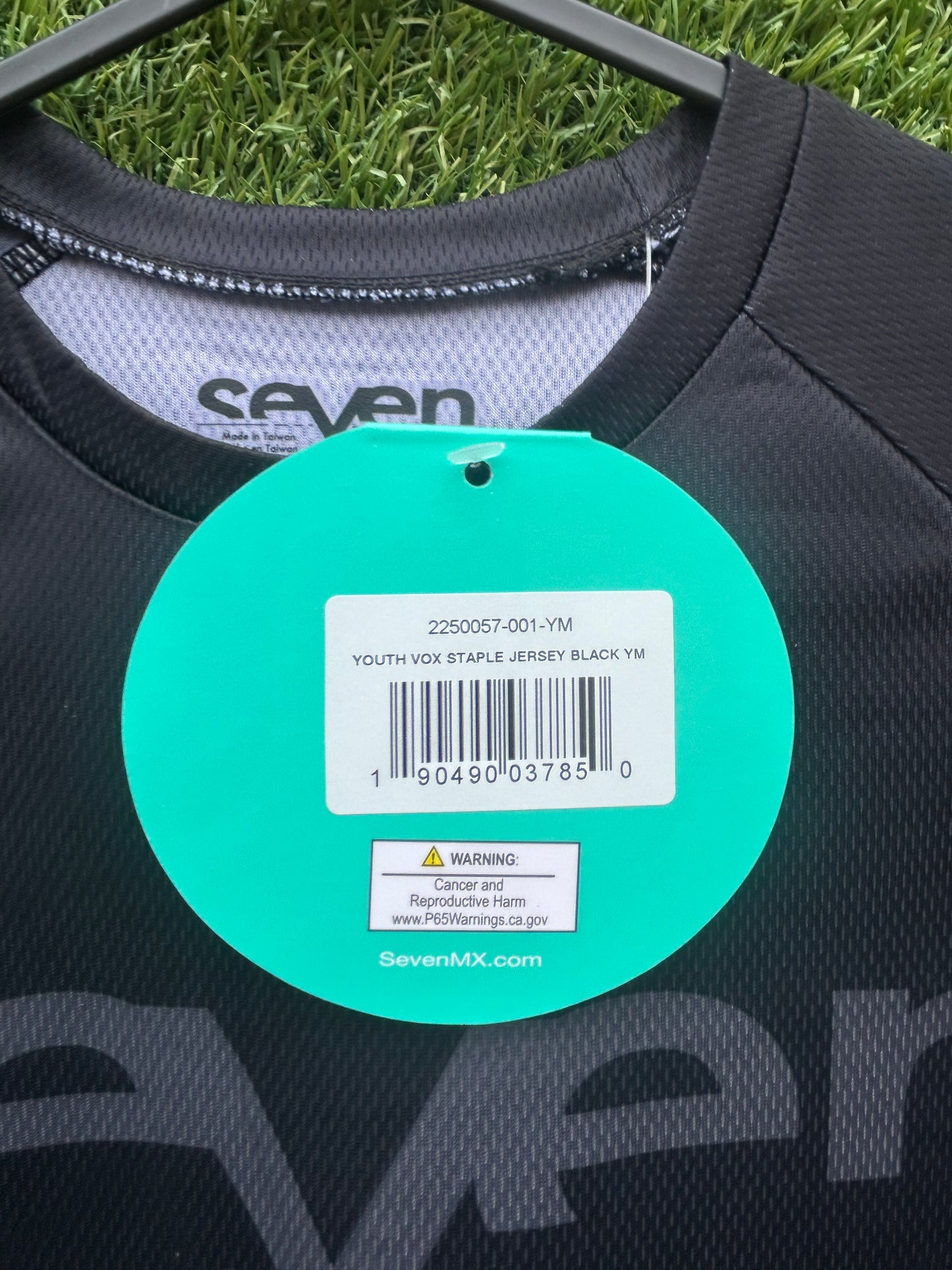 NEW Seven jersey ym