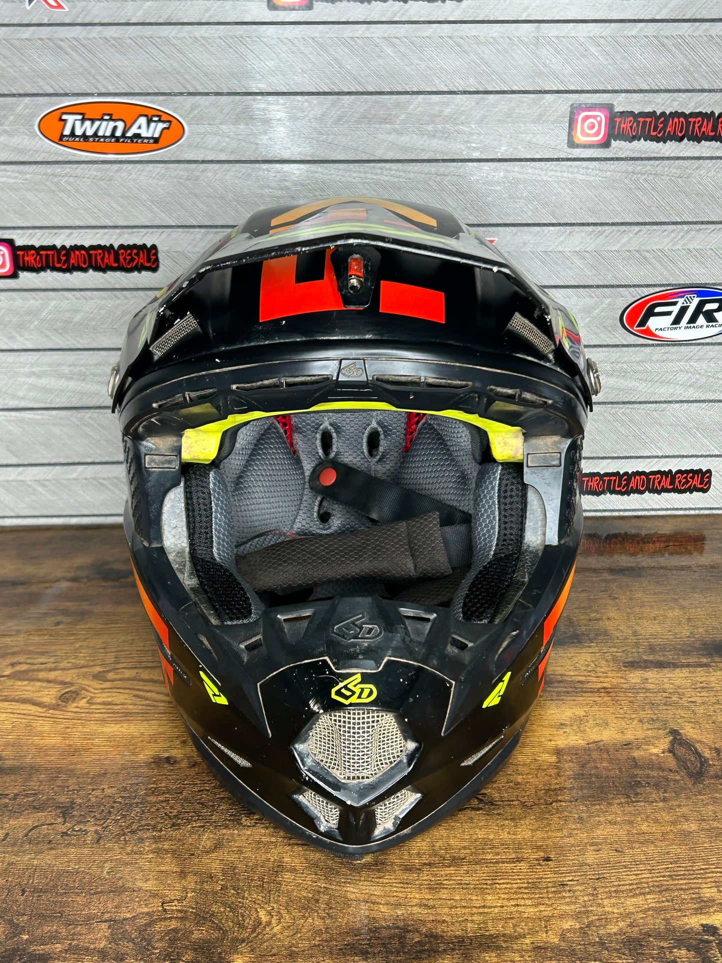 6D ATR-2 57-58cm Pre-Owned