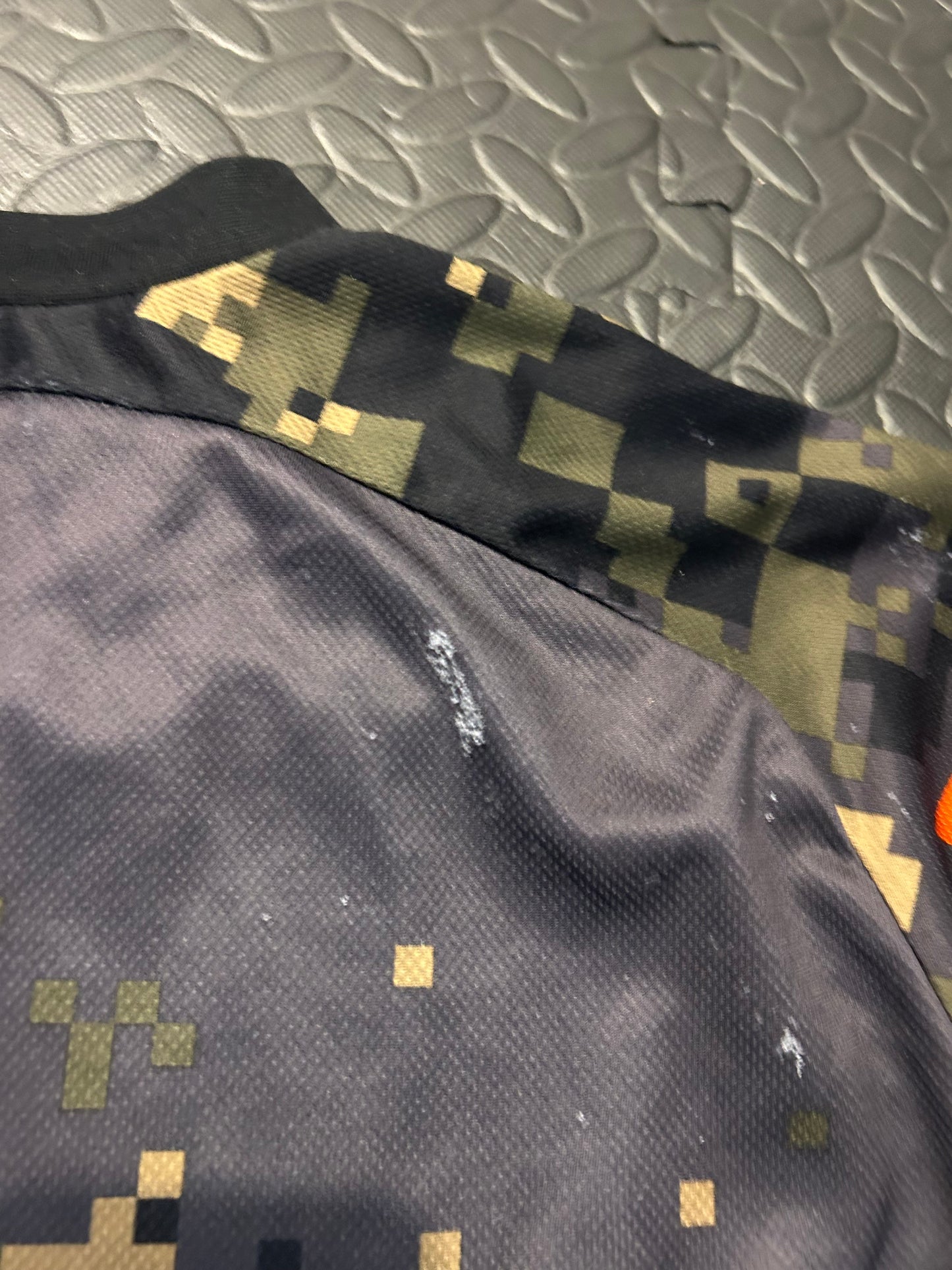 One industries jersey L
