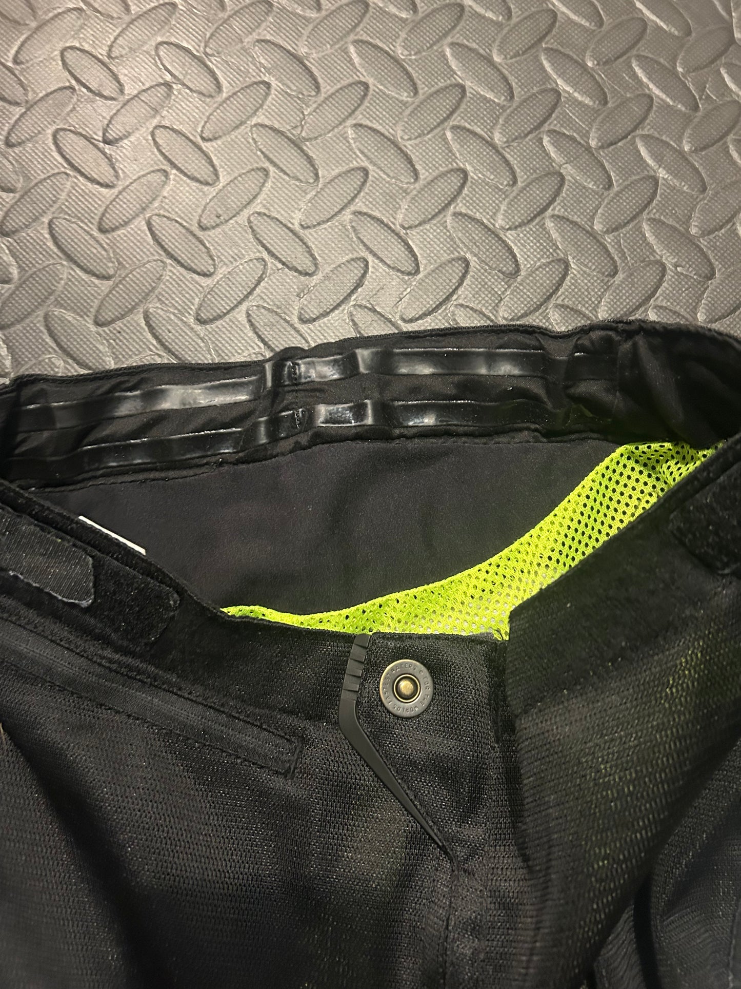 Troy Lee designs shorts 28”
