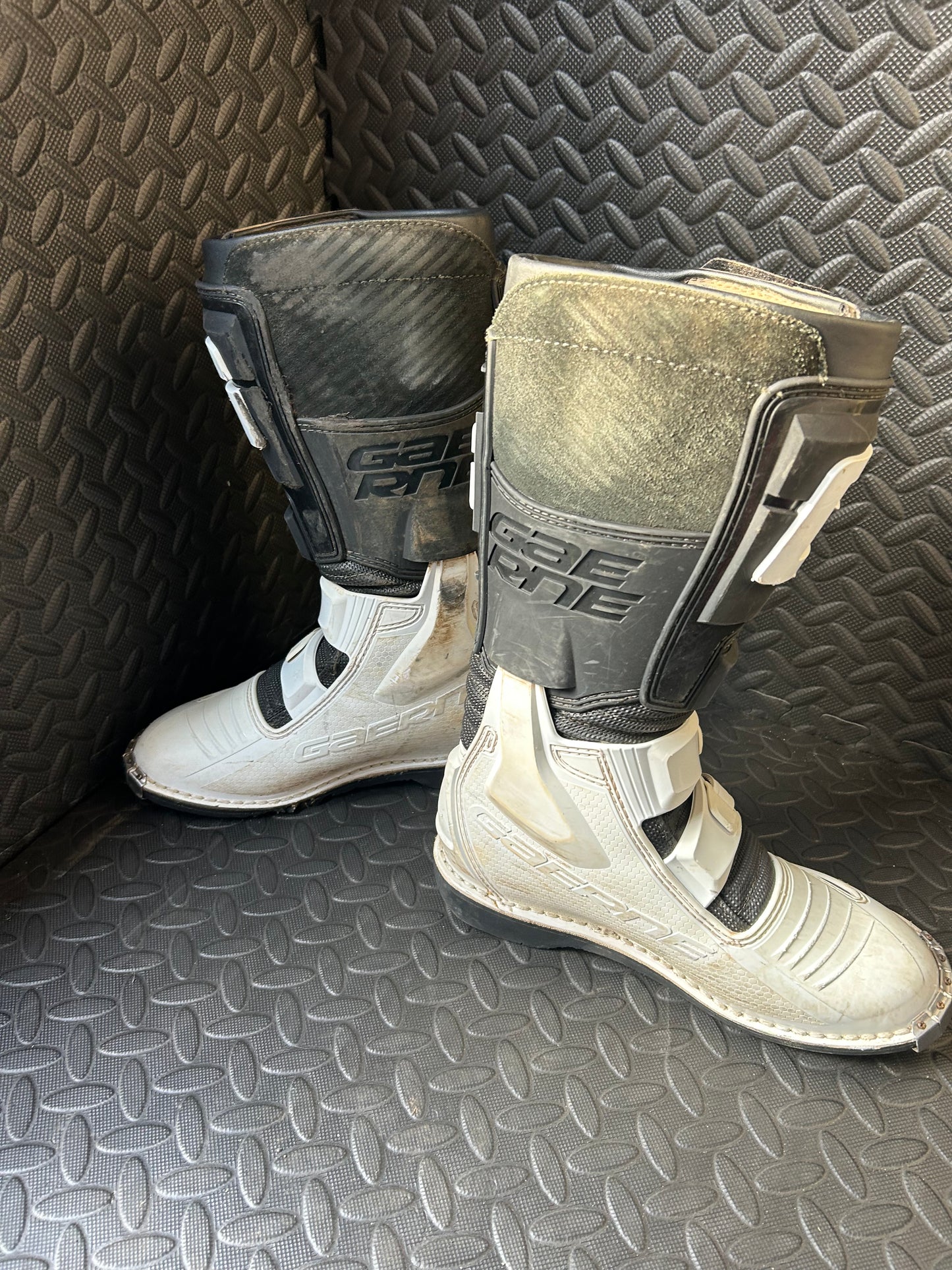 Gaerne gxj boots uk5.5