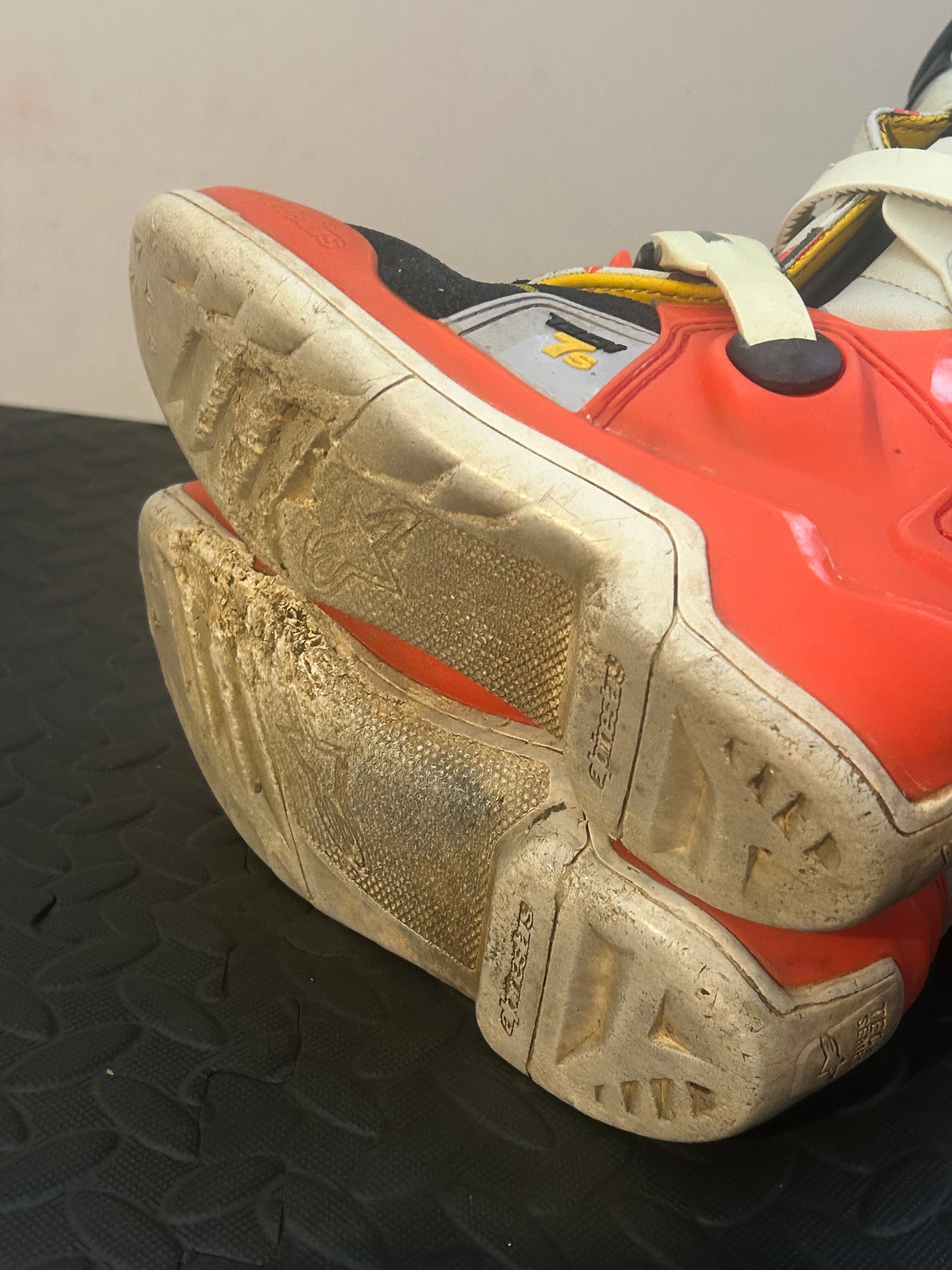 Alpinestars tech 7 UK4