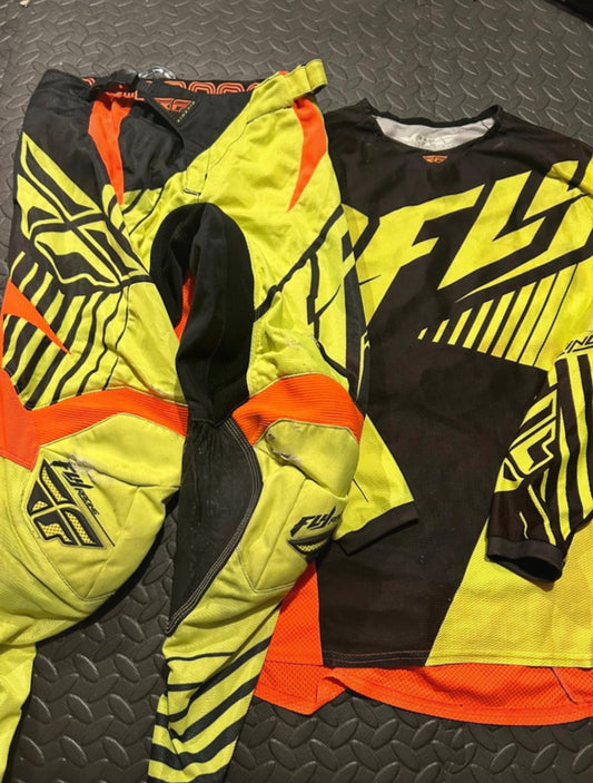 Fly kit