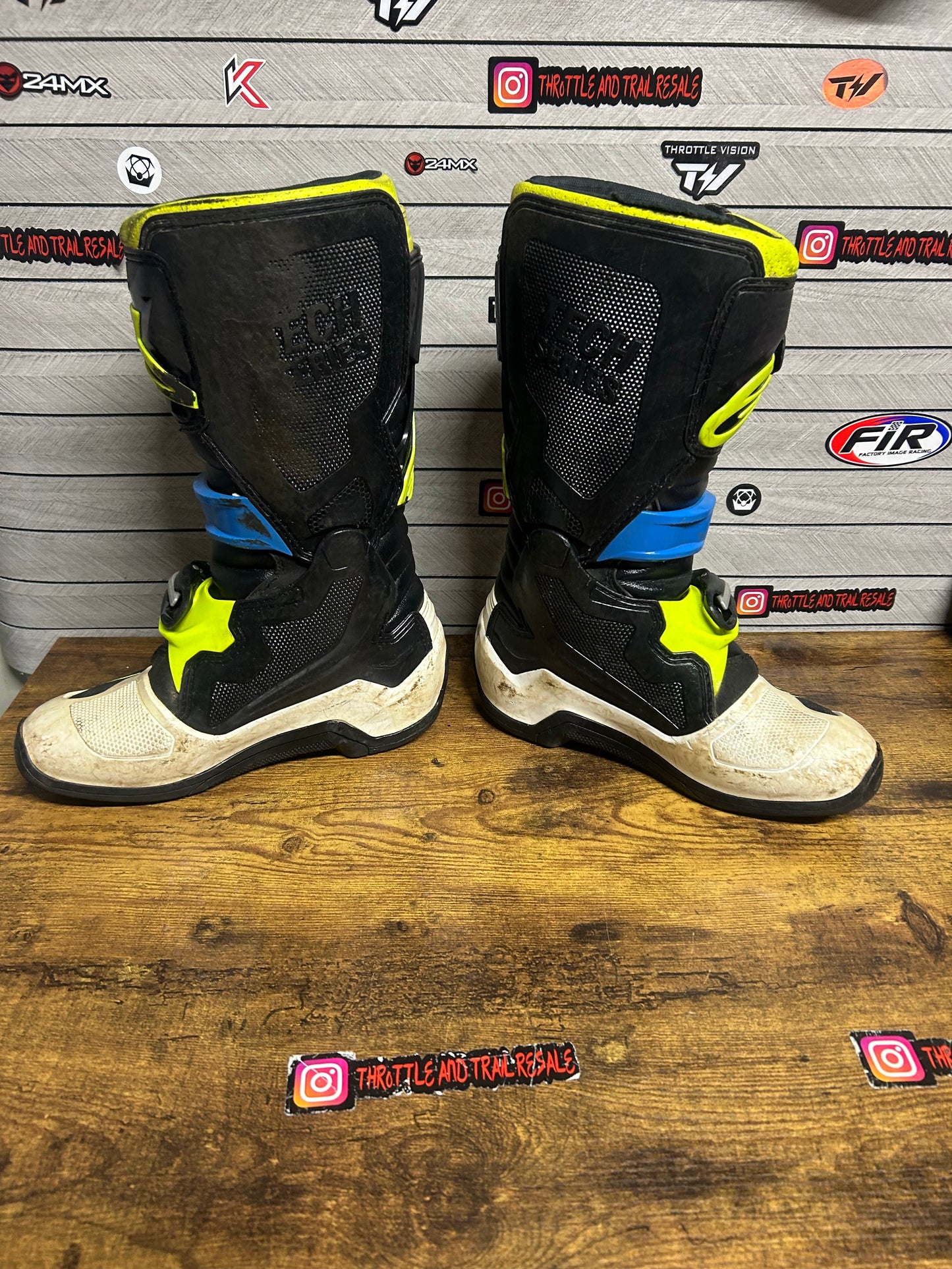 alpinestars tech 7s uk4