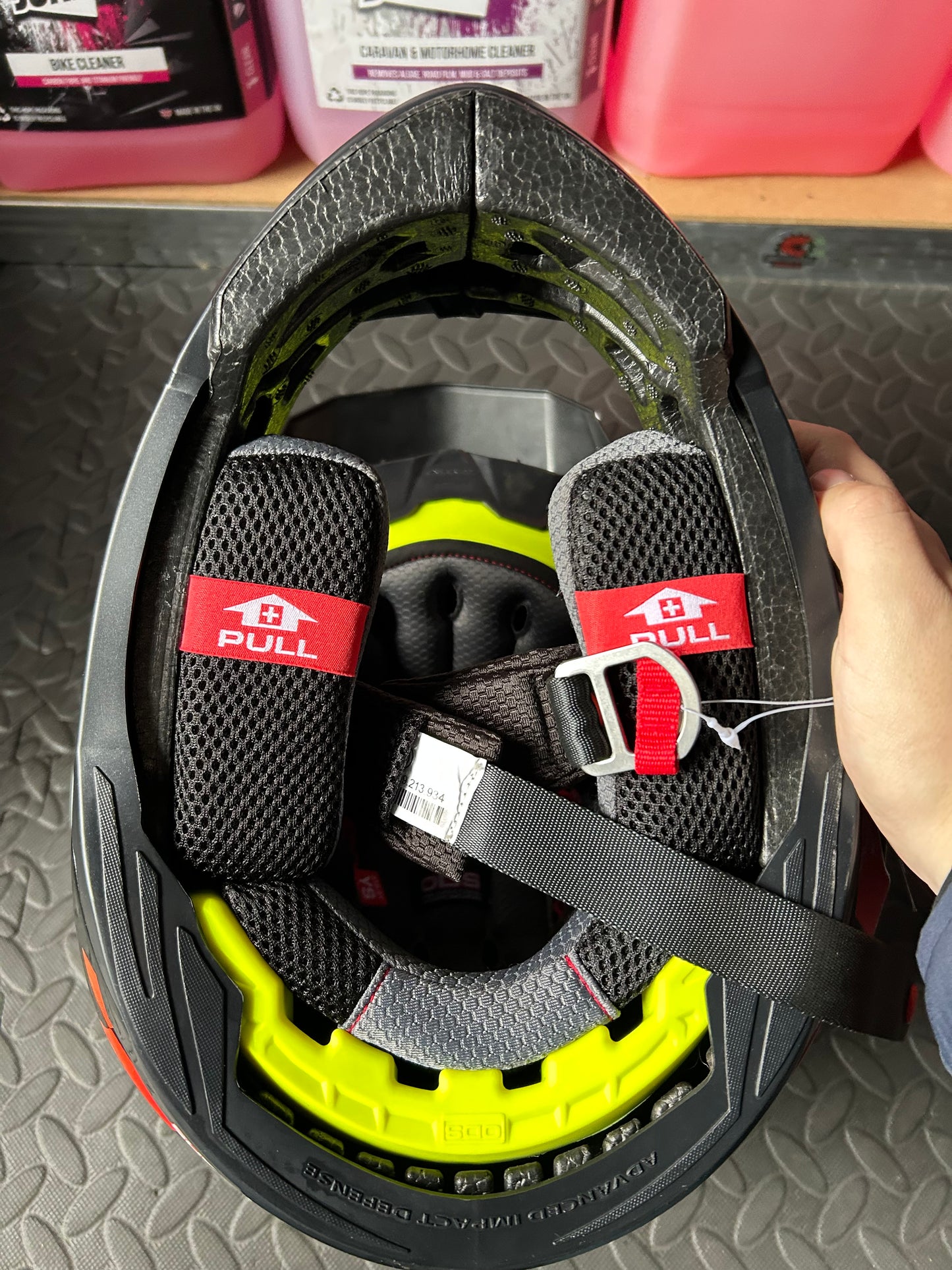 New 6d atr2y youth small 49-50cm