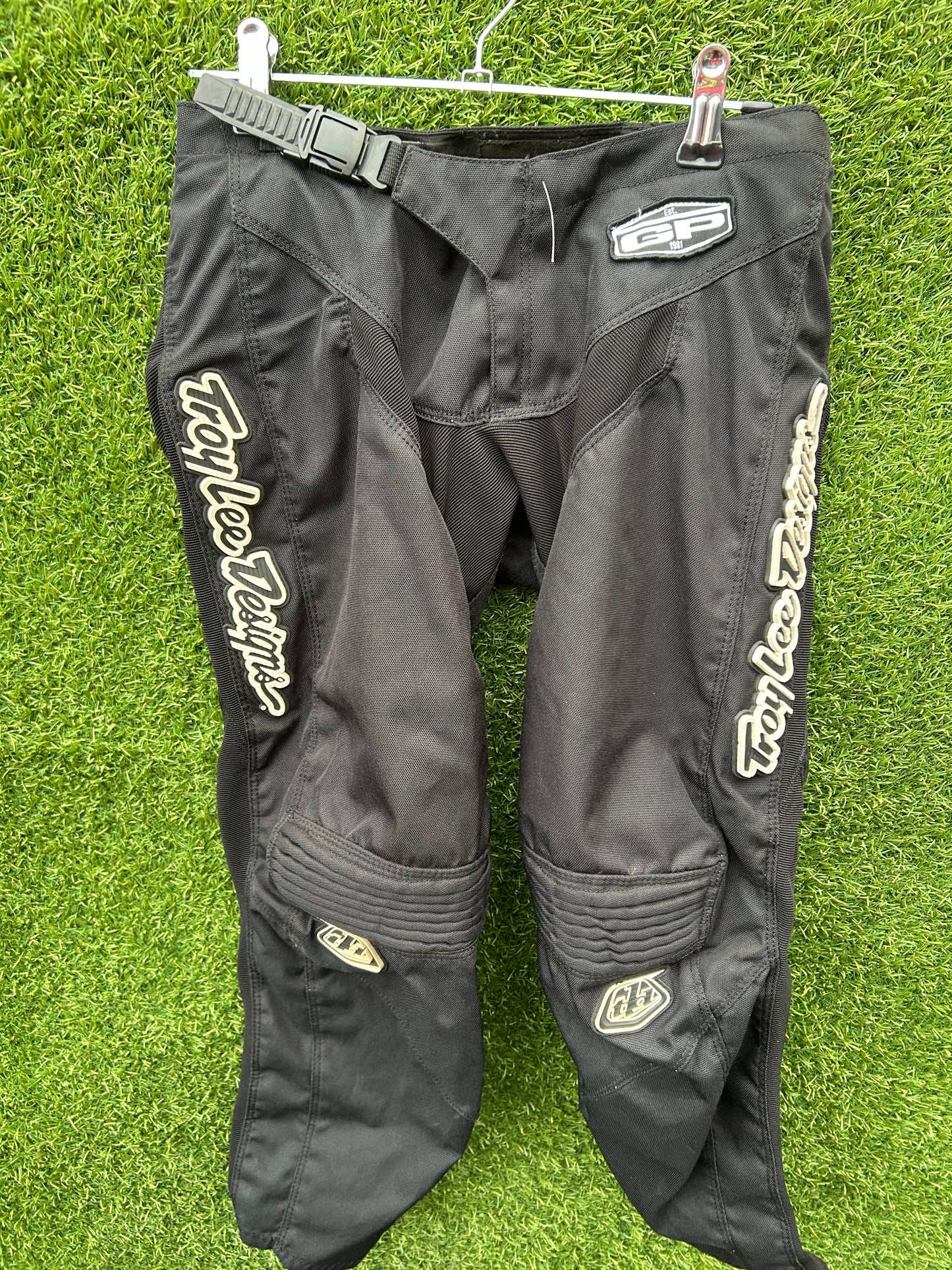 troy lee pants y28"