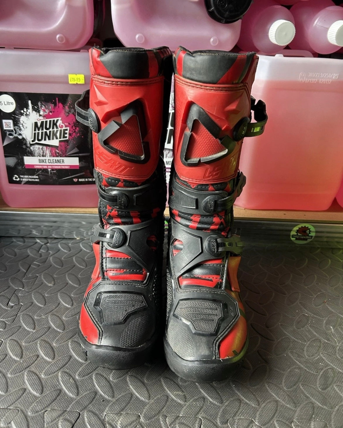 Leatt 3.5 boots uk1