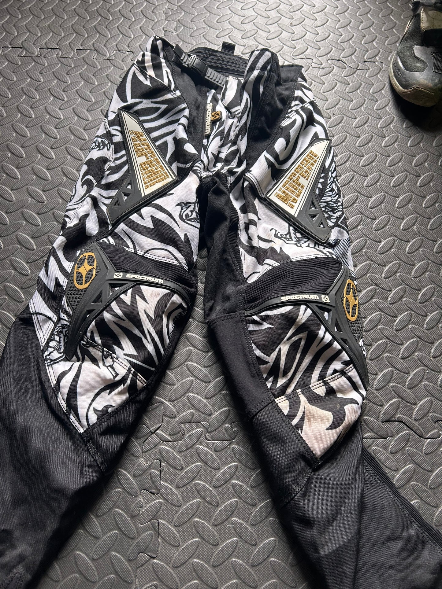 No fear pants 24”