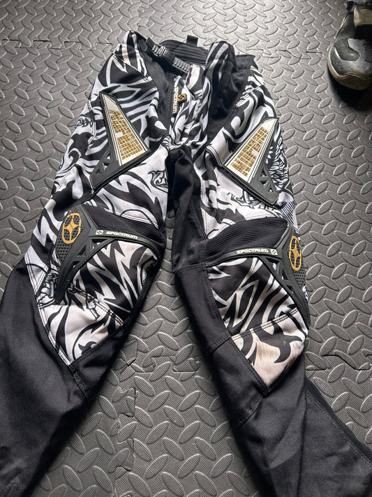 No fear pants 24”