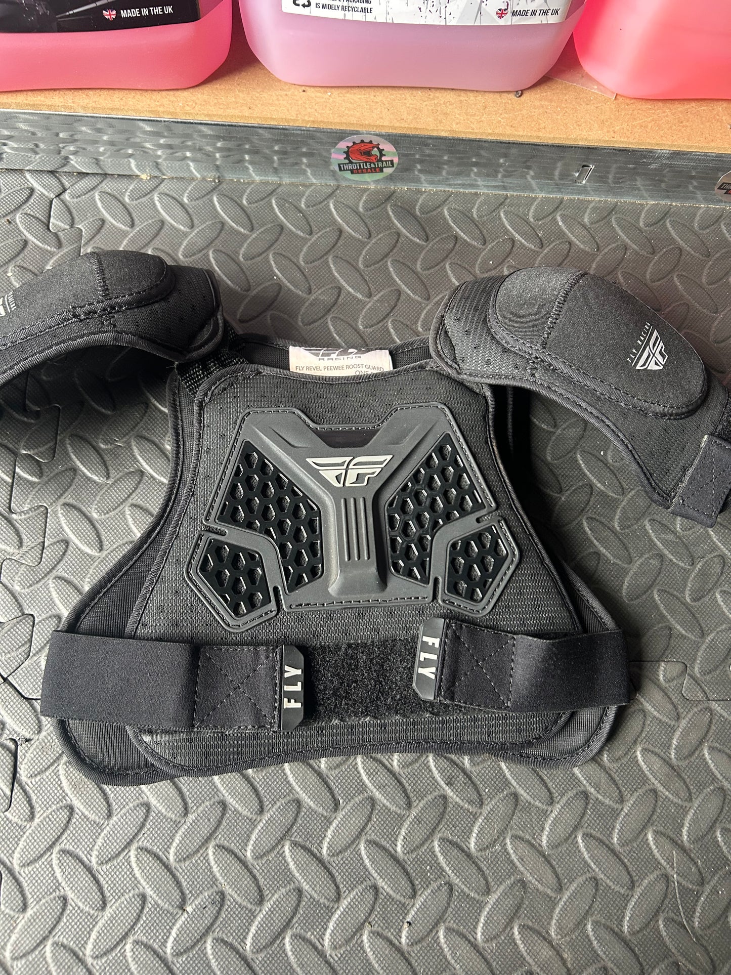 Fly revel roost vest