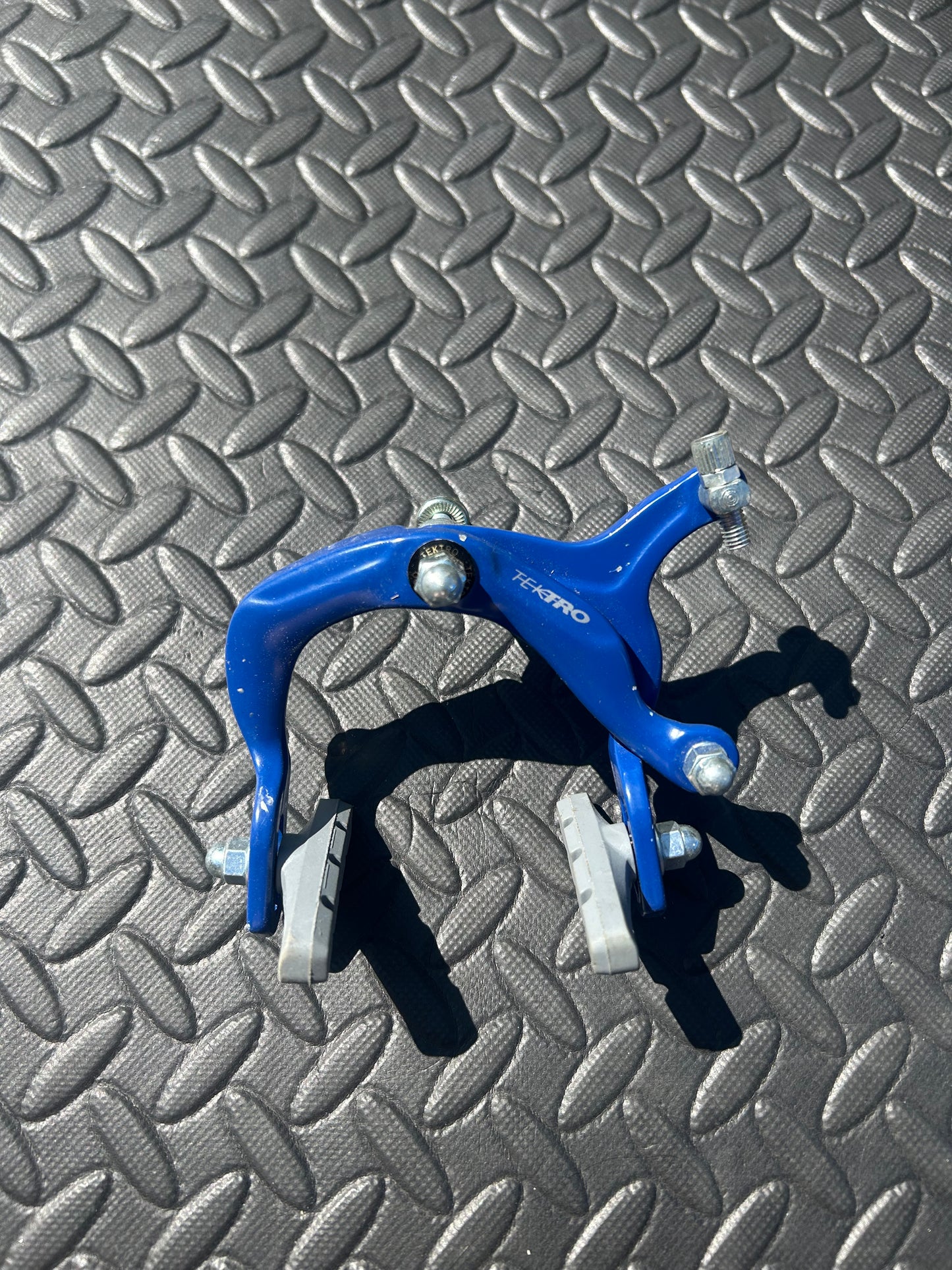 shimano tektro caliper
