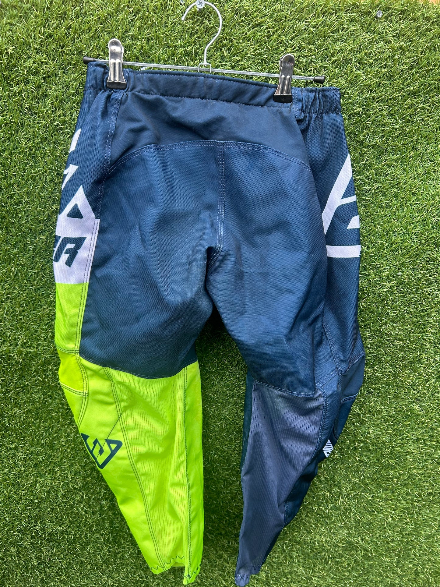 answer pants 26"