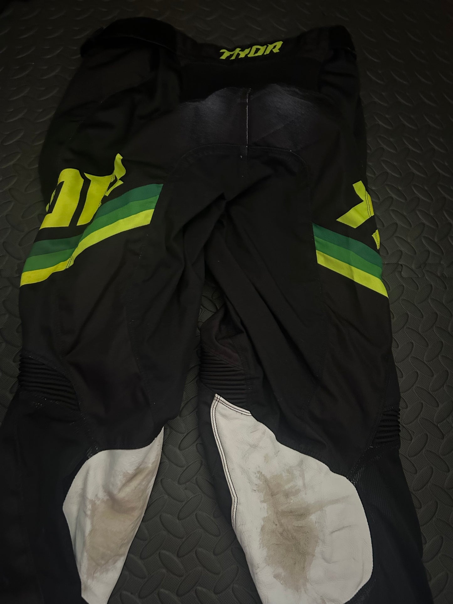 Thor pants 32”