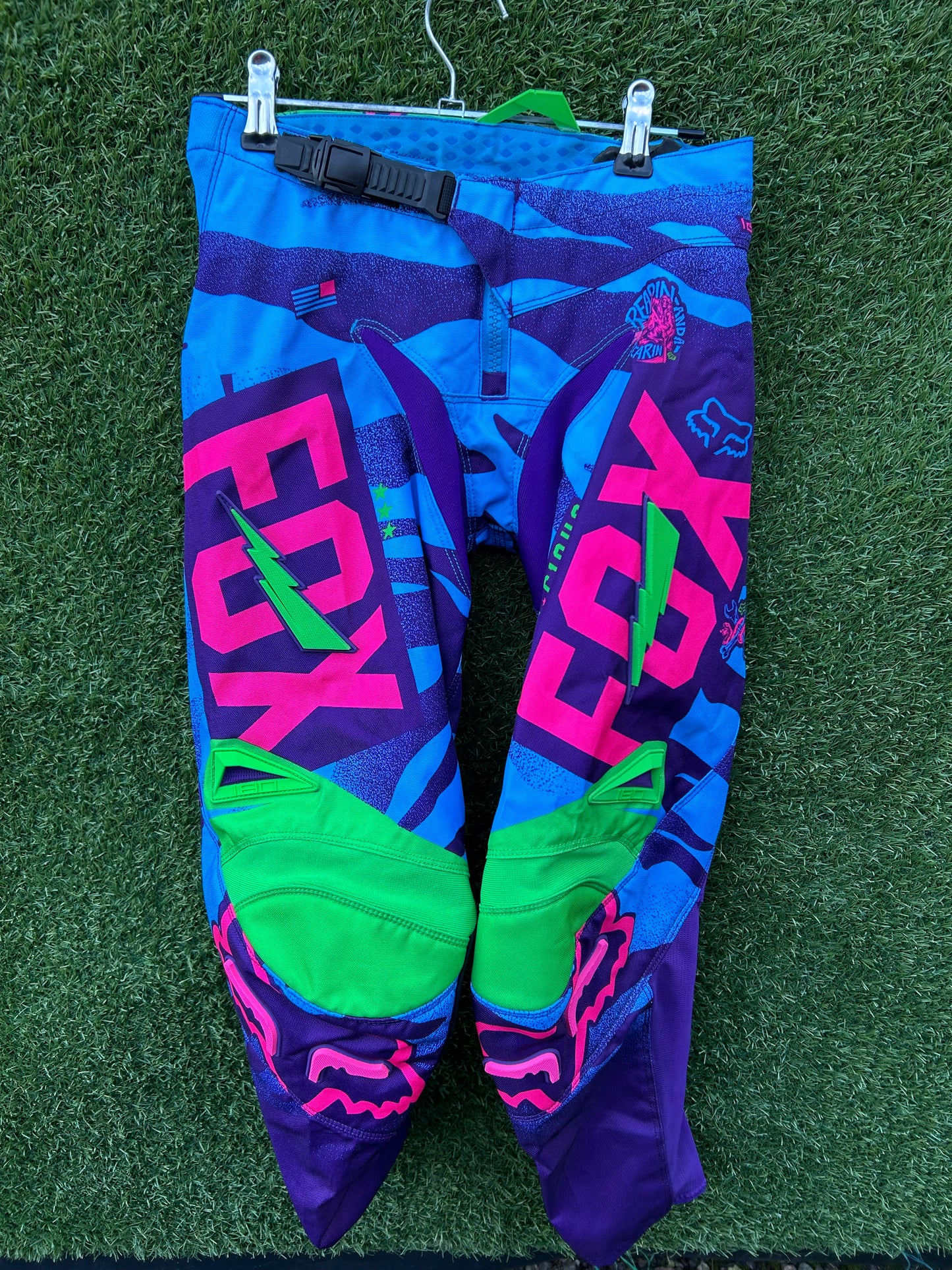 fox pants 26"