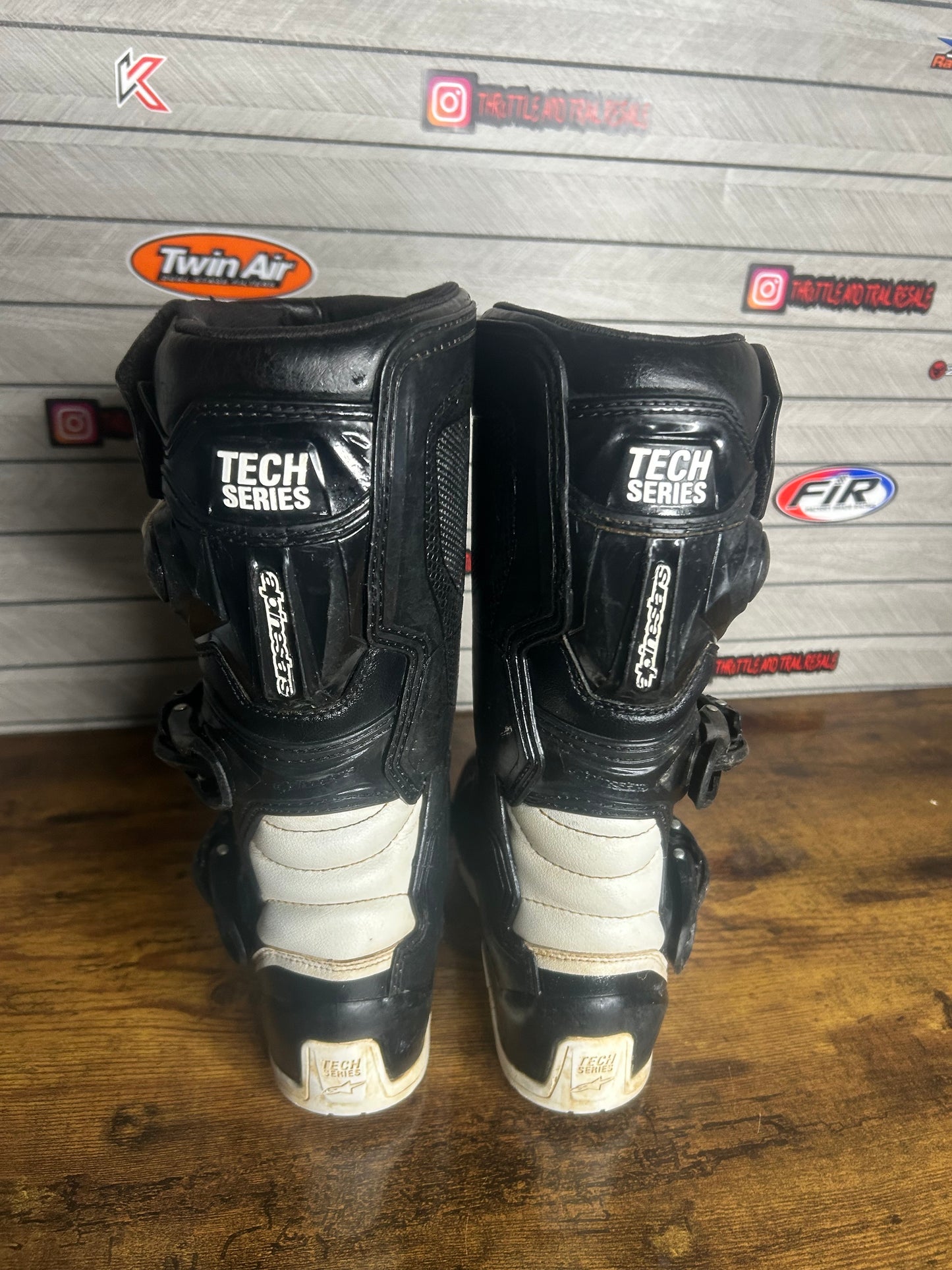 Alpinestars tech 3s uk1