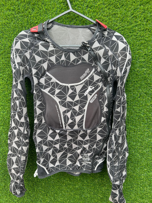 leatt 3df youth L/XL