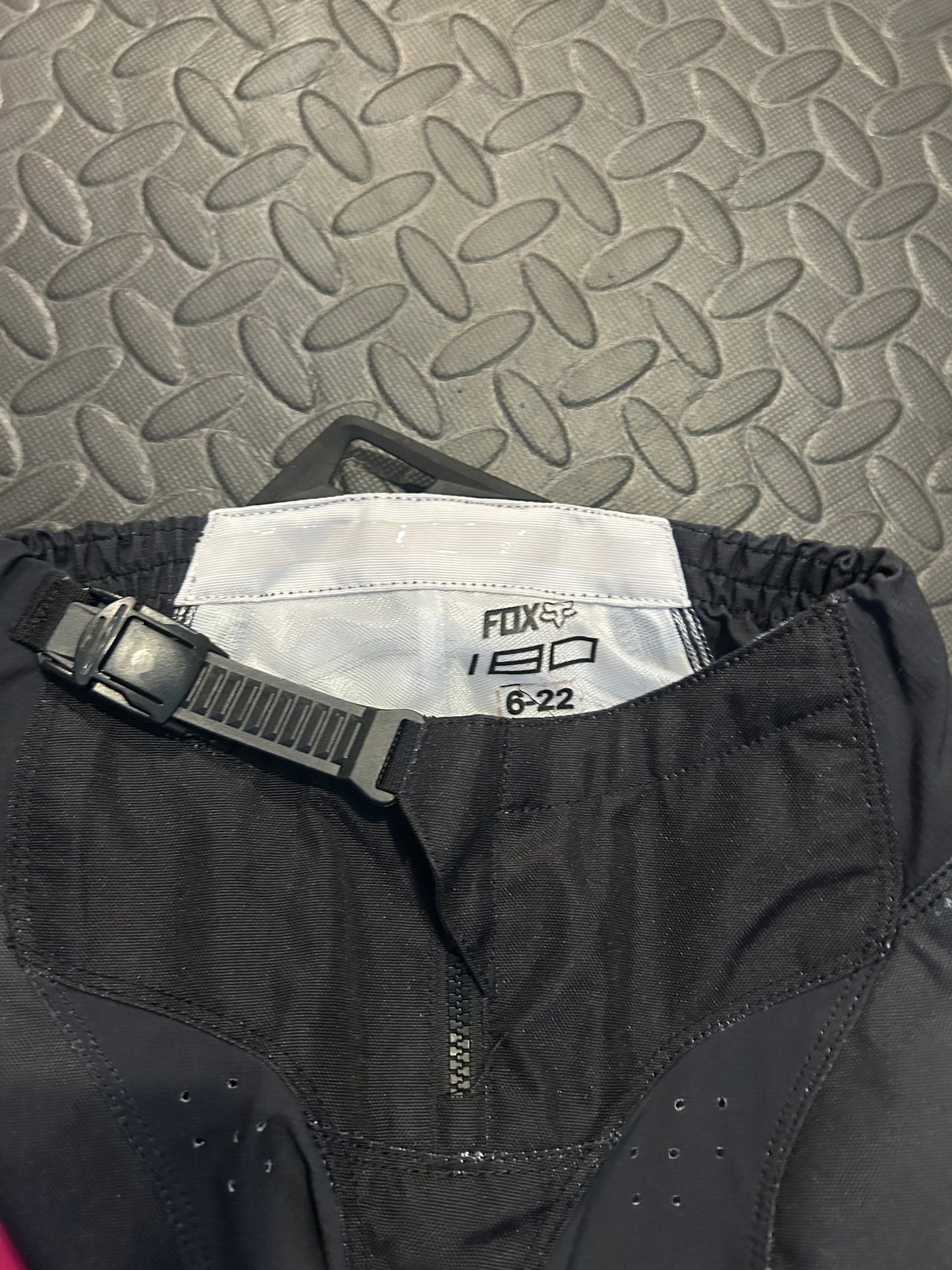 Fox pants 22”
