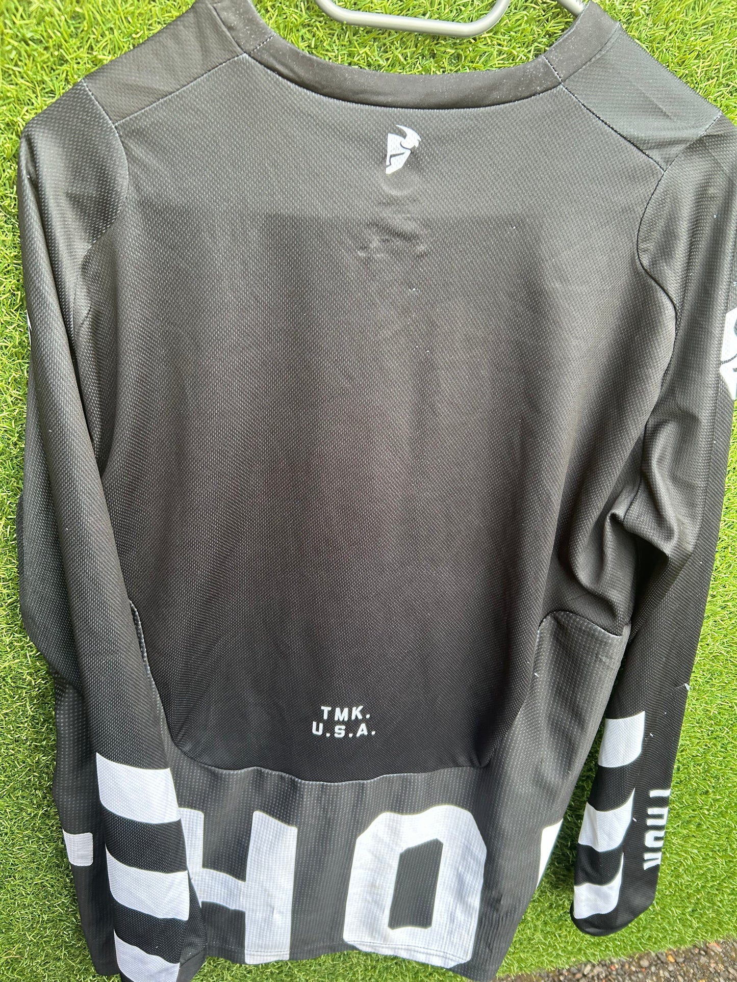 thoe jersey M