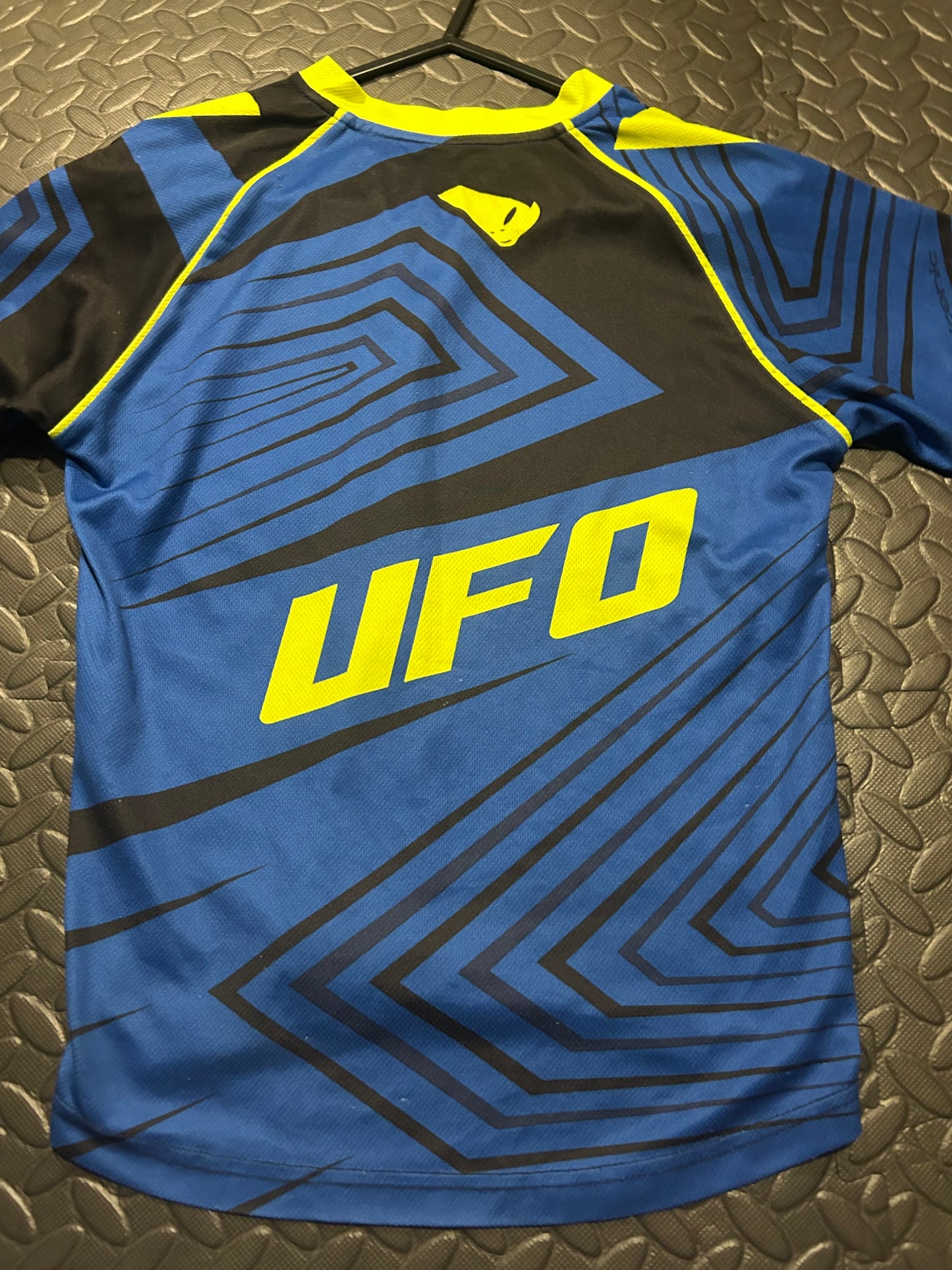 UFO jersey XS